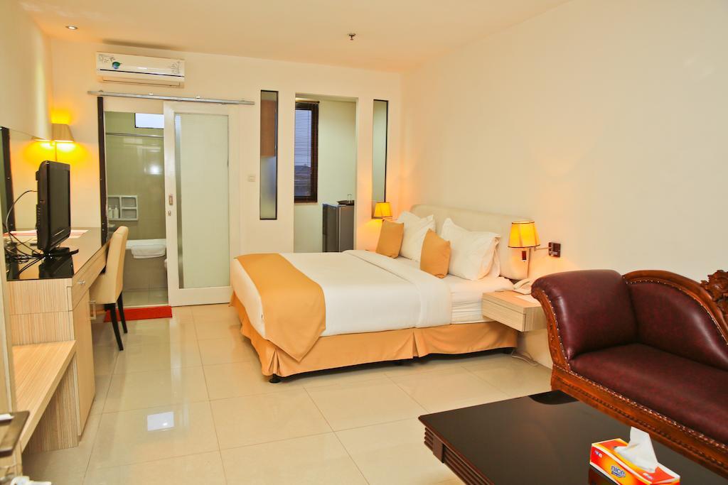 Kyo Serviced Apartment Jakarta Cilandak  Екстер'єр фото