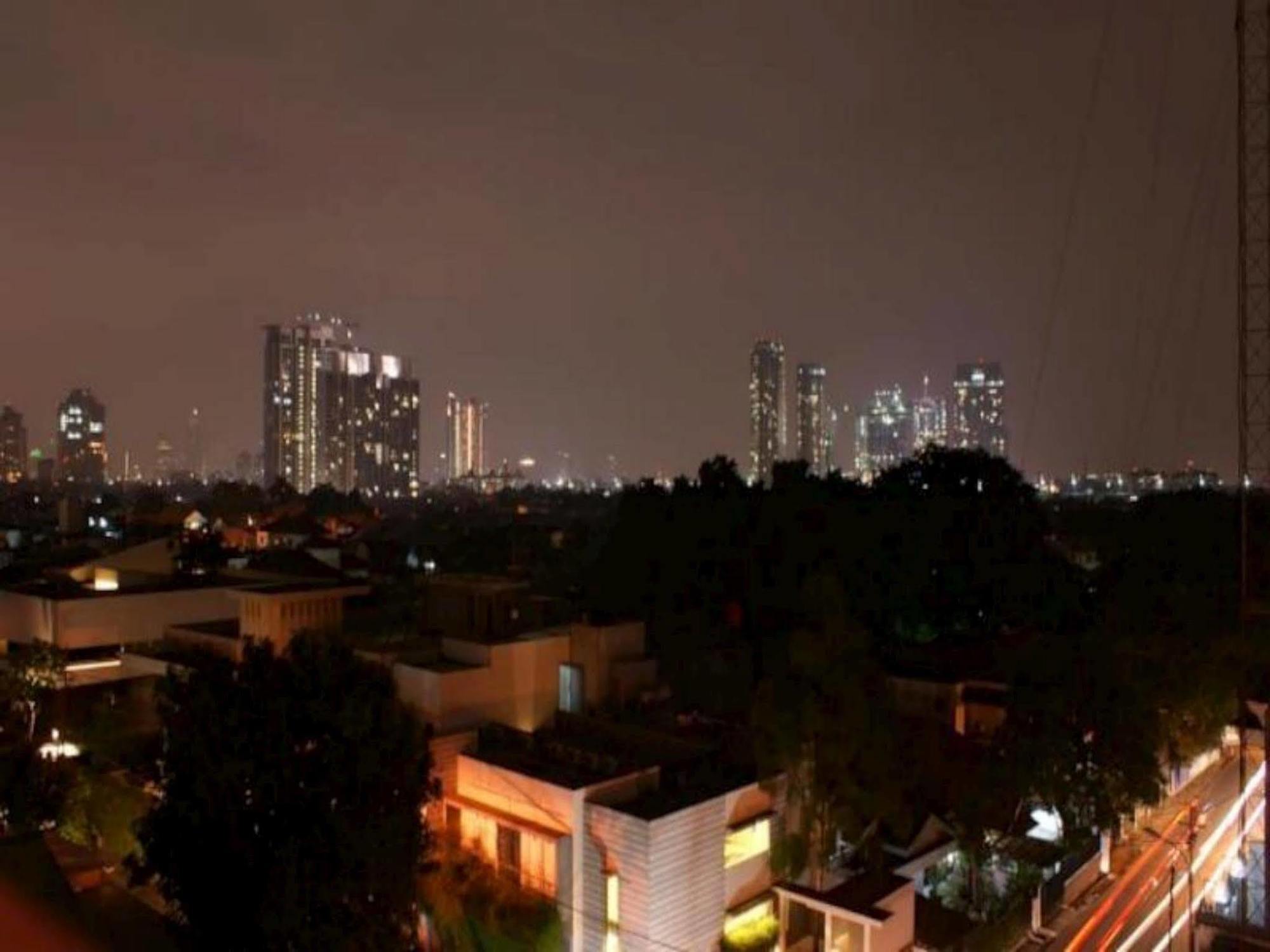 Kyo Serviced Apartment Jakarta Cilandak  Екстер'єр фото
