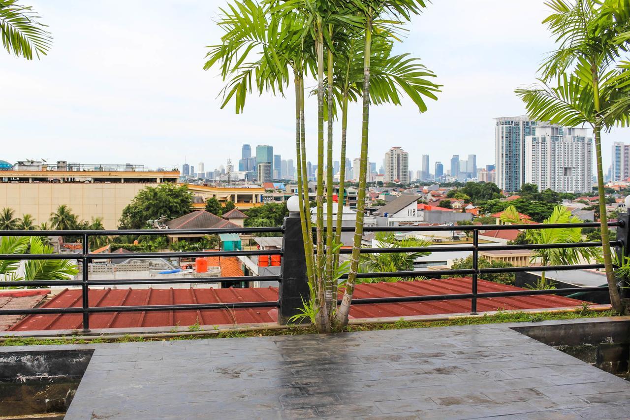 Kyo Serviced Apartment Jakarta Cilandak  Екстер'єр фото