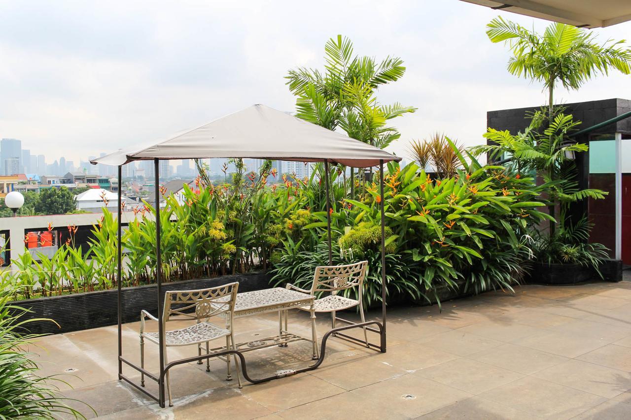 Kyo Serviced Apartment Jakarta Cilandak  Екстер'єр фото