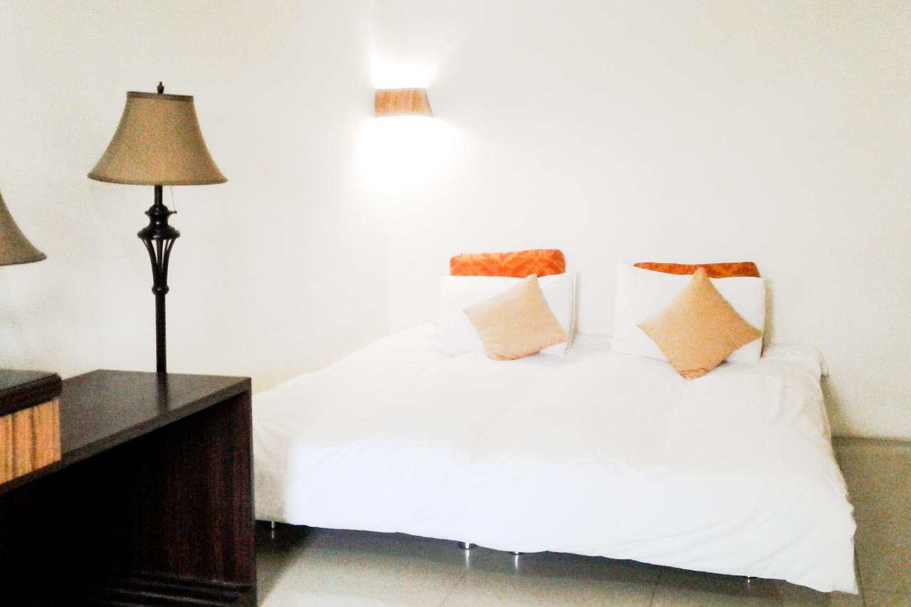 Kyo Serviced Apartment Jakarta Cilandak  Екстер'єр фото